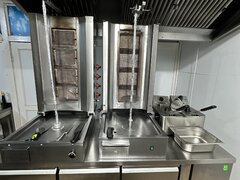 Vand aparatura fast food pentru deschidere!